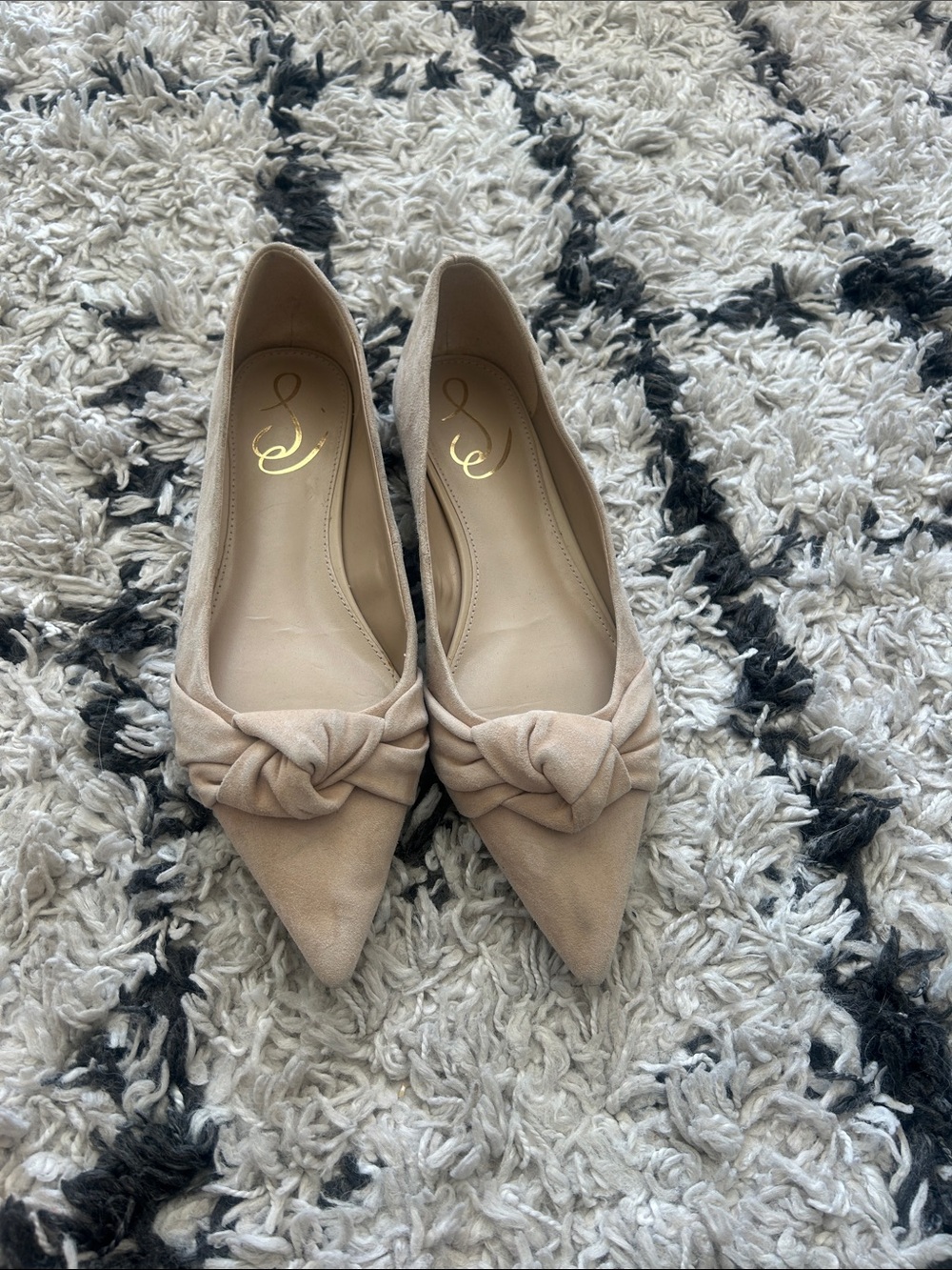 Sam Edelman Pointed-Toe Knot Flats in Taupe